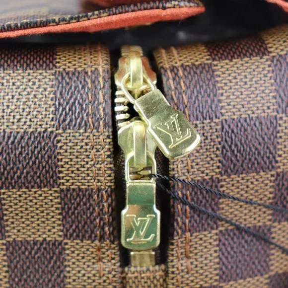 Louis Vuitton Naviglio Damier Ebene Canvas Messenger Bag - Picture 11 of 16